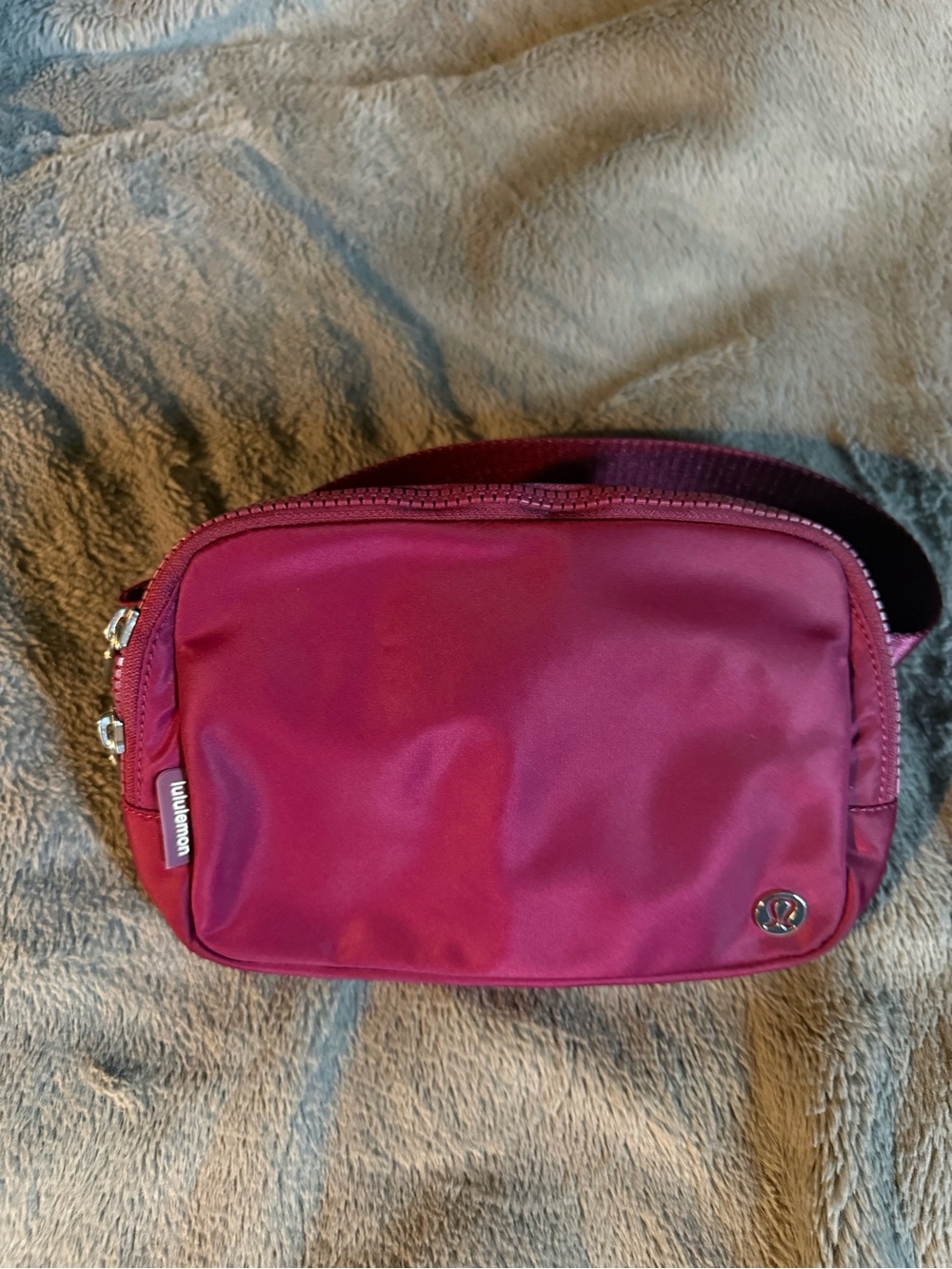 lululemon athletica Magenta Crossbody Bag
